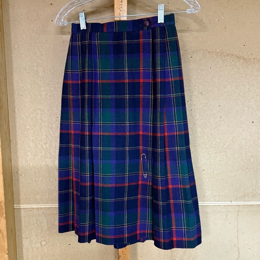 Vintage 1980’s Pandora Plaid Wool Skirt | American Vintage | Pleated Kilt Style